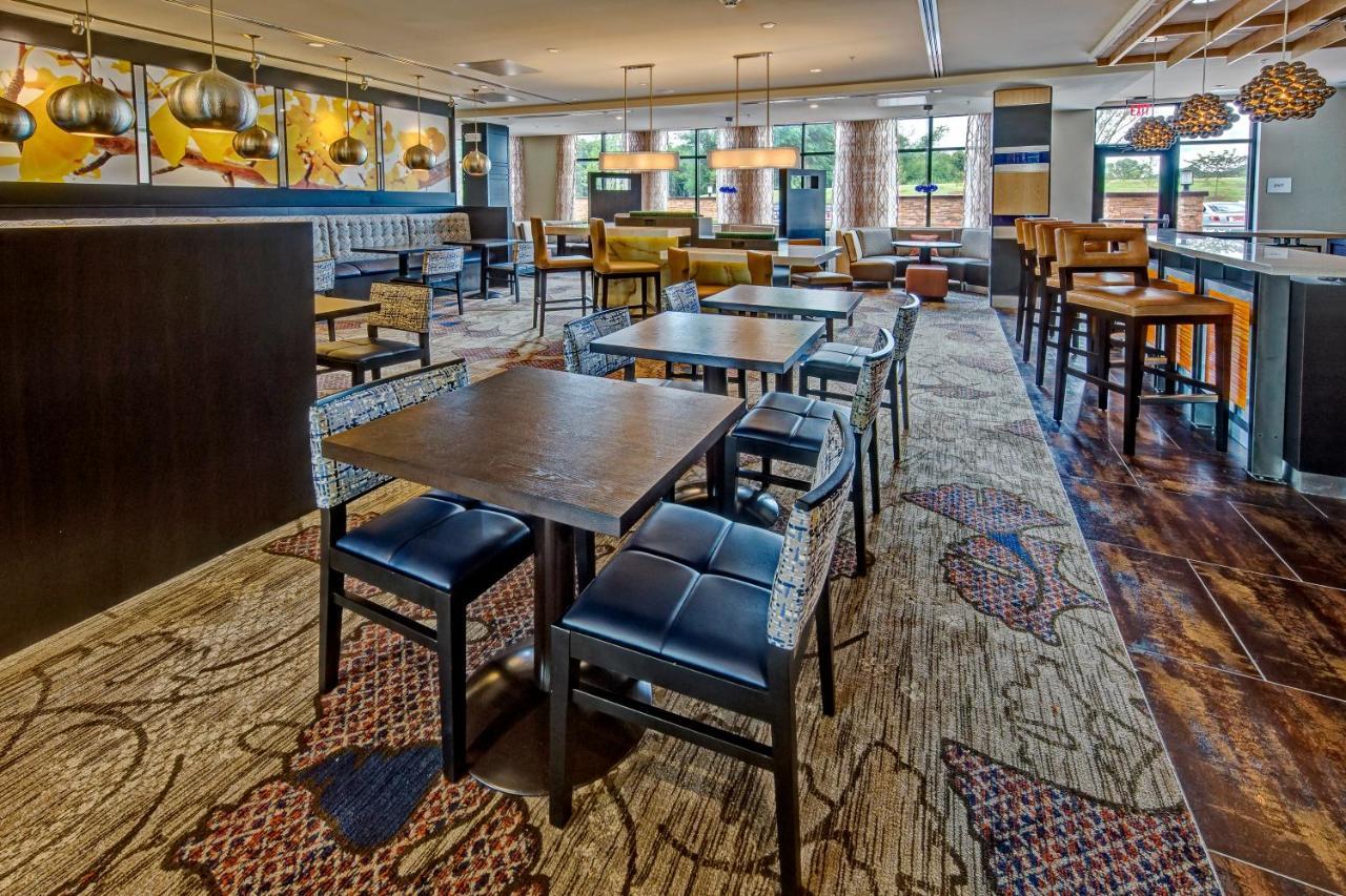Courtyard By Marriott Oxford Hotel Bagian luar foto