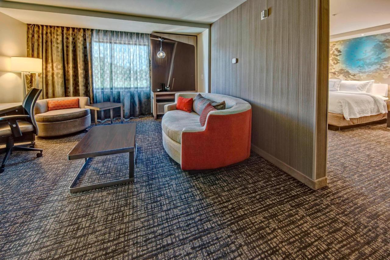 Courtyard By Marriott Oxford Hotel Bagian luar foto