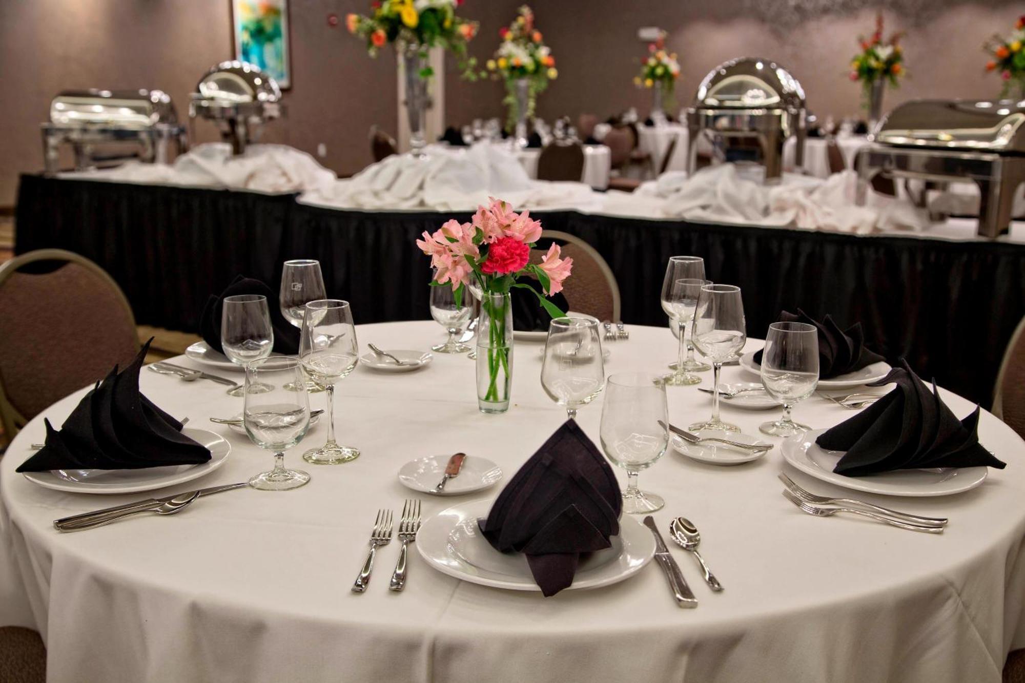 Courtyard By Marriott Oxford Hotel Bagian luar foto