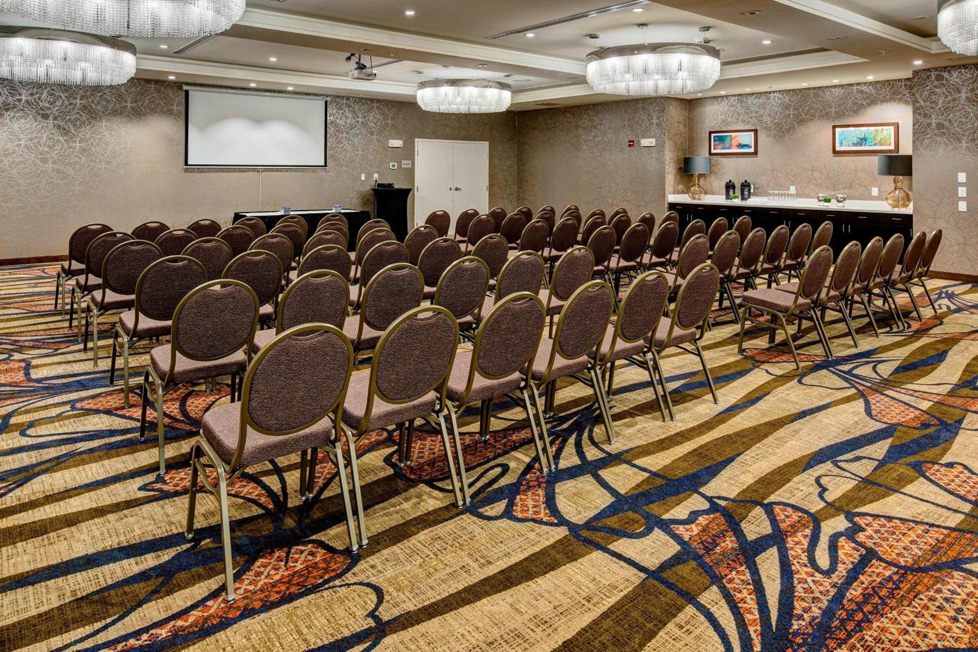 Courtyard By Marriott Oxford Hotel Bagian luar foto