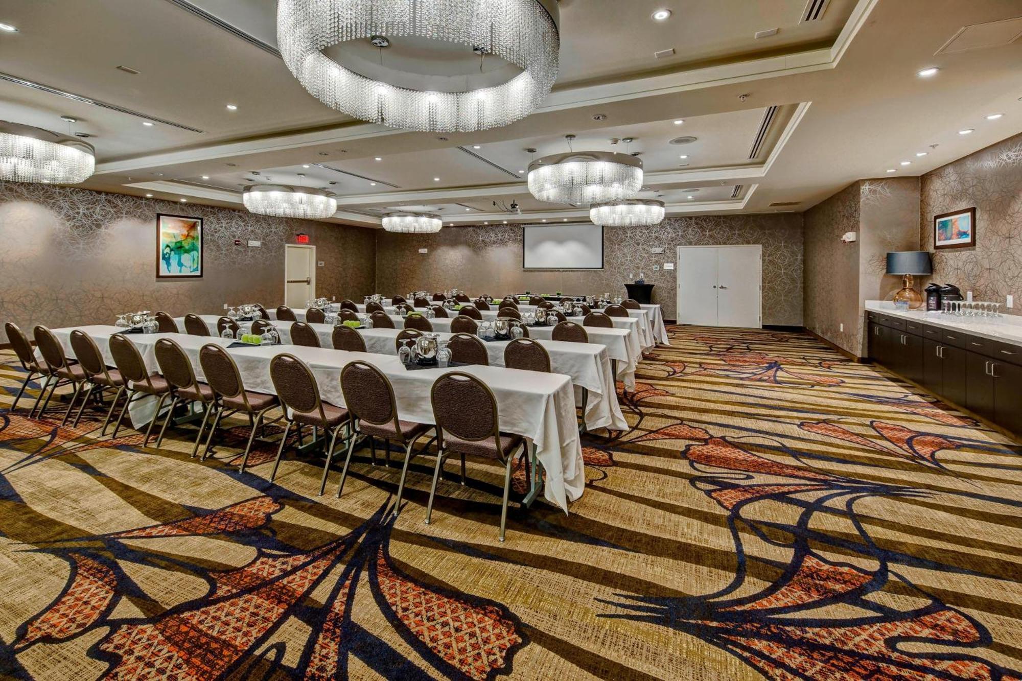 Courtyard By Marriott Oxford Hotel Bagian luar foto