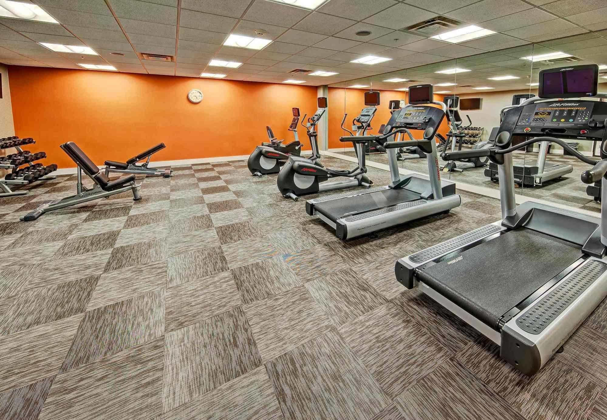 Courtyard By Marriott Oxford Hotel Bagian luar foto